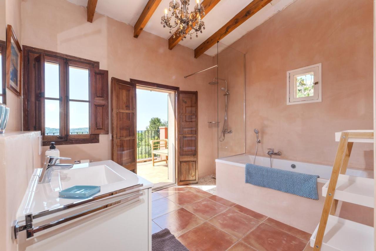 גלילאה Wunderschoene Ruhige Finca Mit Pool In Galilea מראה חיצוני תמונה